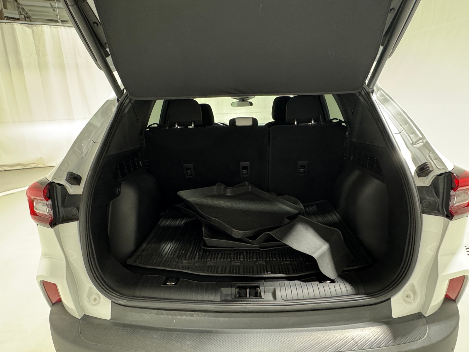 Thumbnail: 2023 Ford Escape - 7