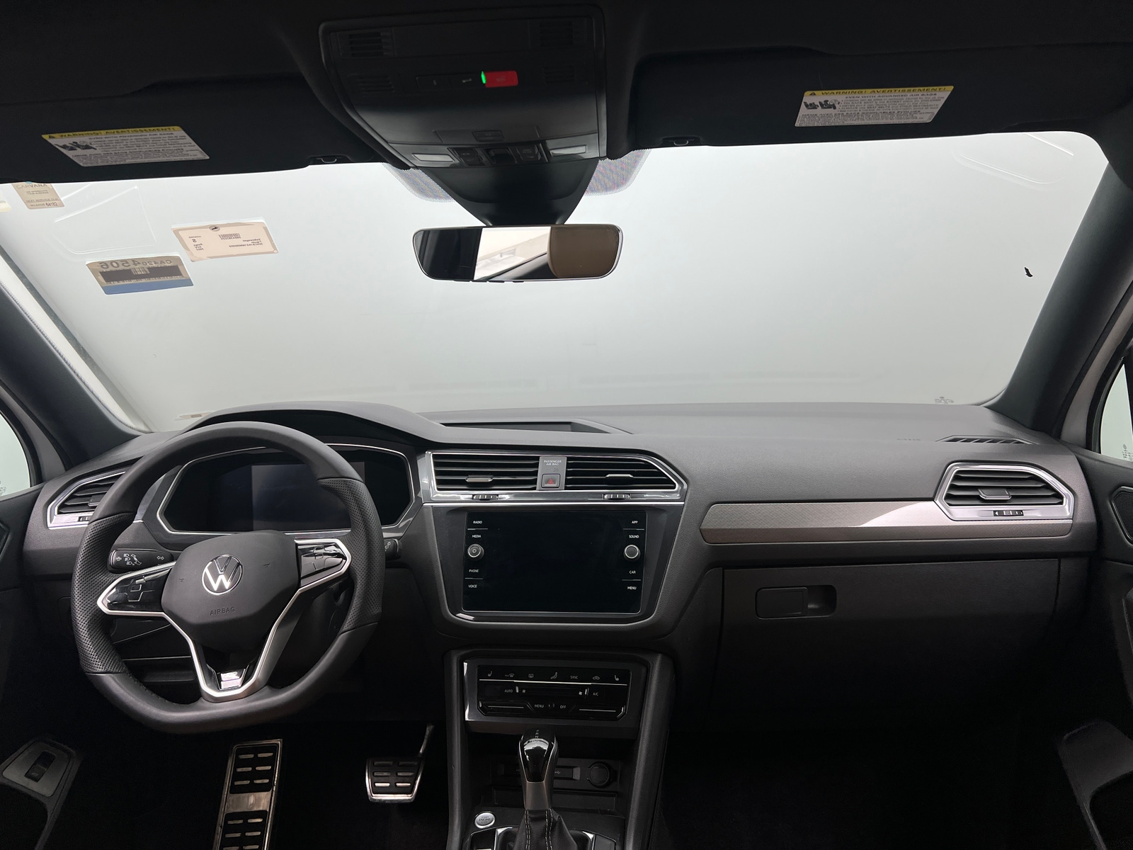 Thumbnail: 2022 Volkswagen Tiguan - 2