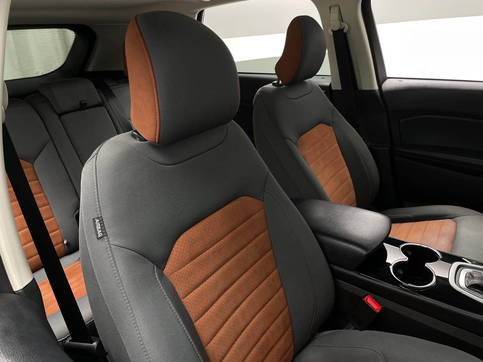 Thumbnail: 2018 Ford Edge - 2