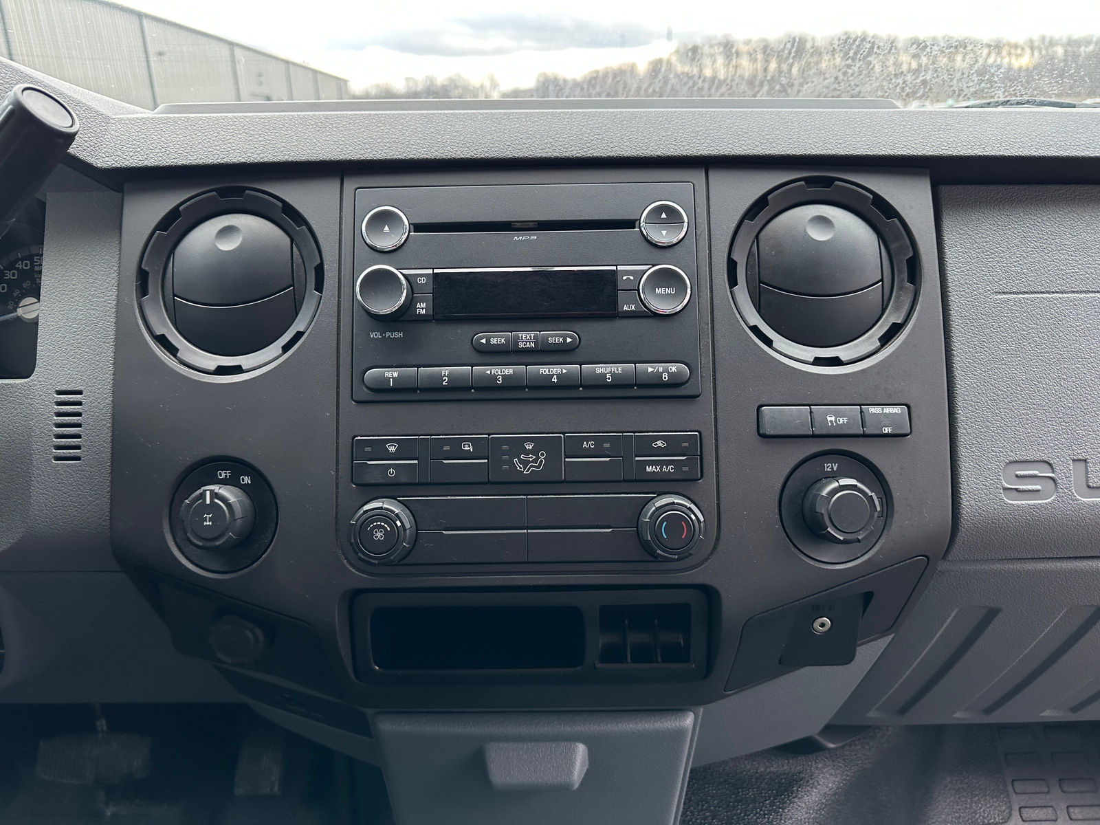 Thumbnail: 2016 Ford Econoline - 4