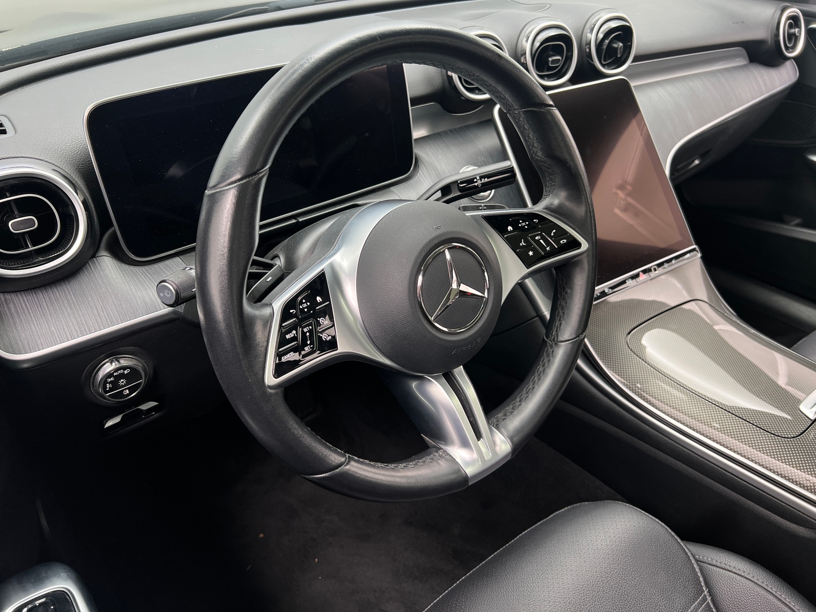 Thumbnail: 2024 Mercedes-Benz C-Class - 4