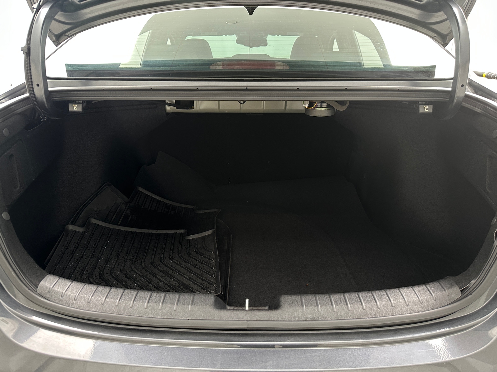 Thumbnail: 2024 Kia Forte - 7