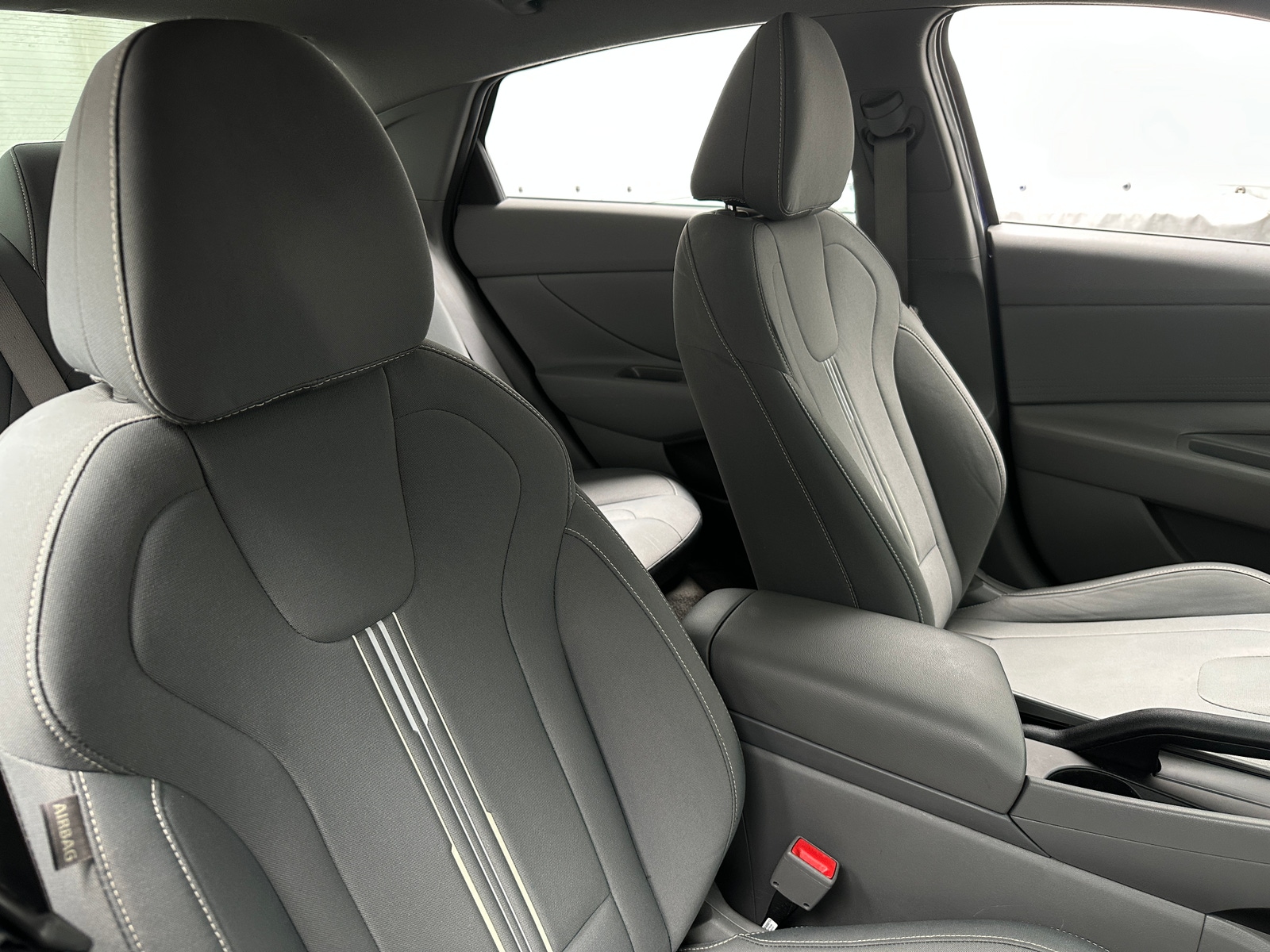 Thumbnail: 2023 Hyundai Elantra - 2