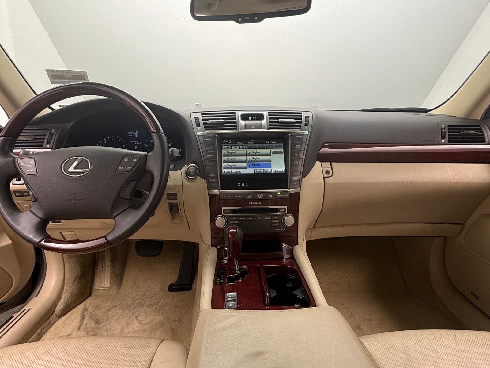 Thumbnail: 2010 Lexus LS - 2