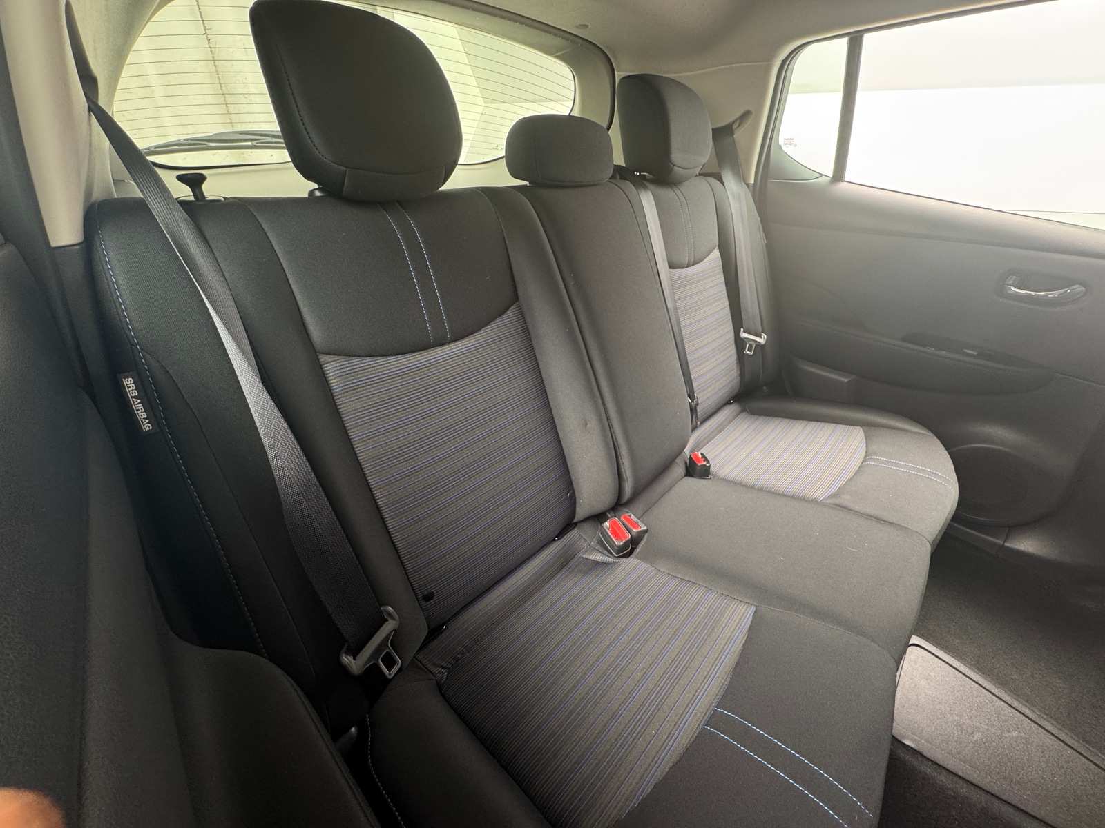 Thumbnail: 2022 Nissan Leaf - 6