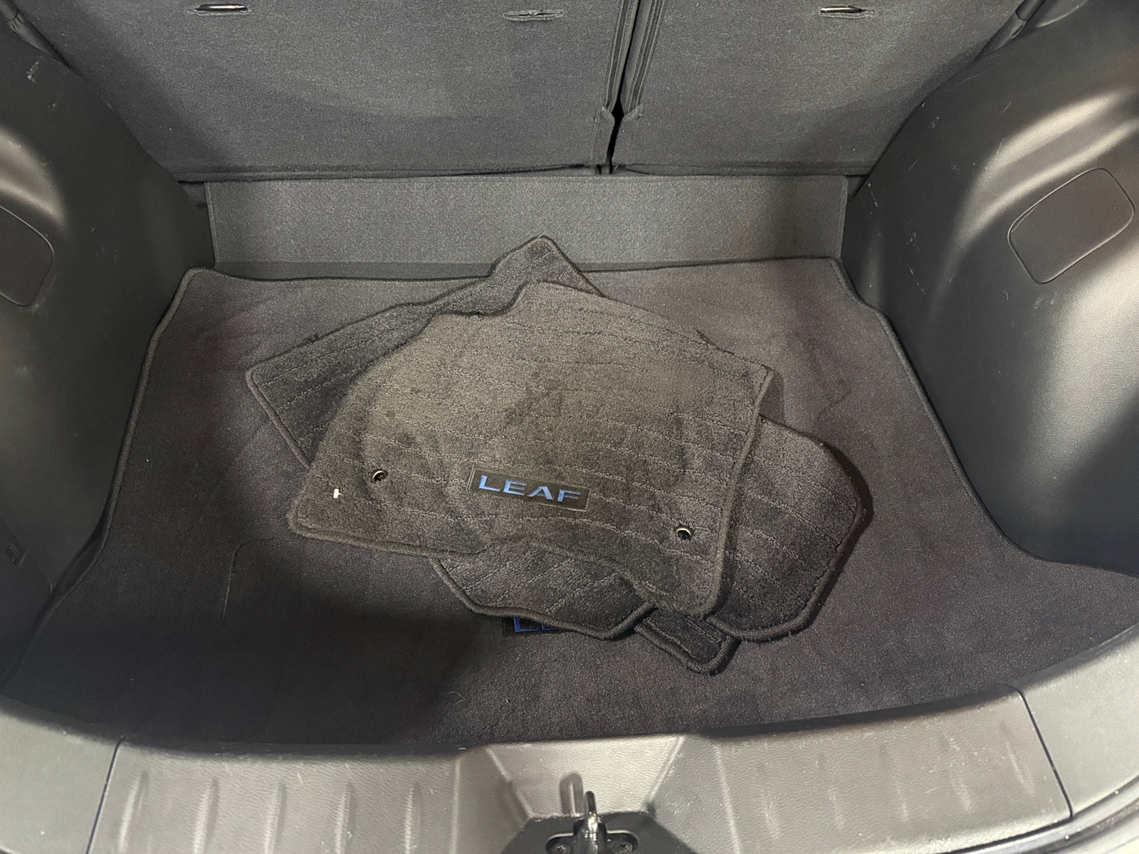 Thumbnail: 2022 Nissan Leaf - 7