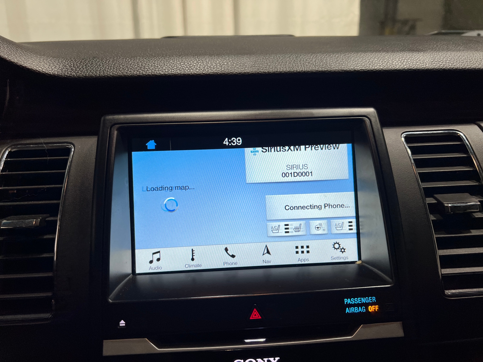 Thumbnail: 2018 Ford Flex - 3