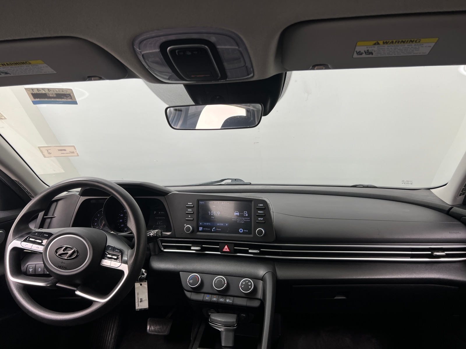 Thumbnail: 2021 Hyundai Elantra - 3