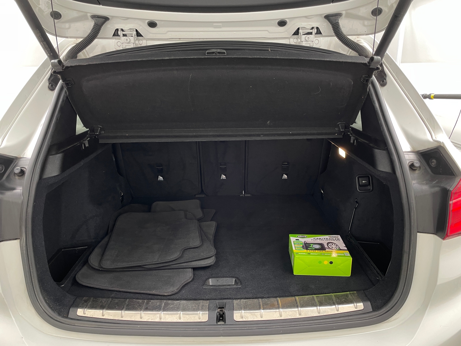 Thumbnail: 2019 BMW X1 - 6