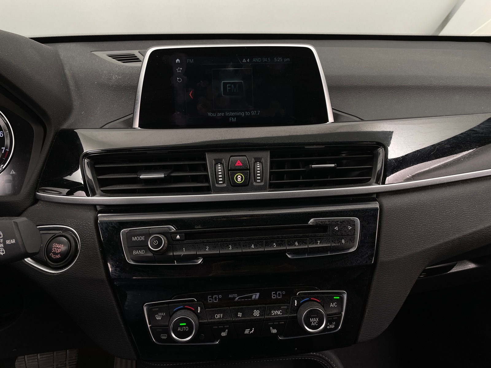 Thumbnail: 2019 BMW X1 - 3