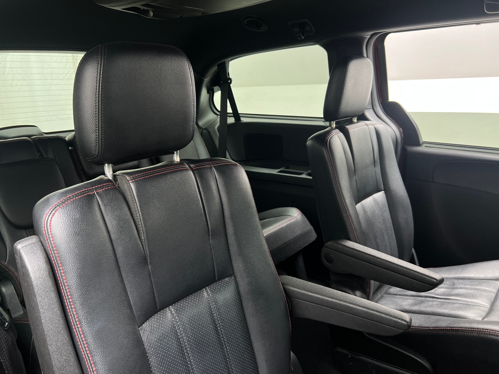 Thumbnail: 2018 Dodge Grand Caravan - 5