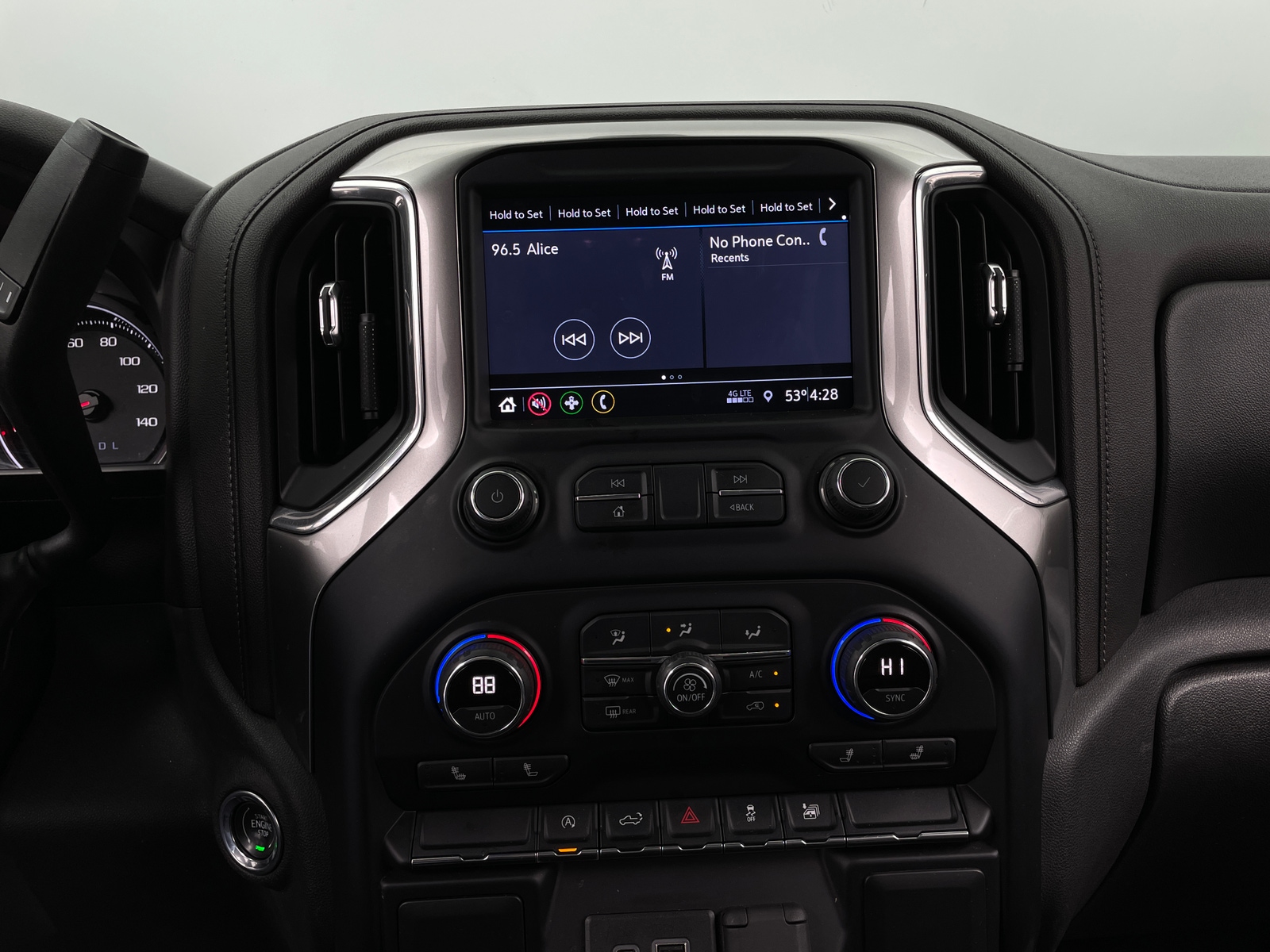 Thumbnail: 2020 Chevrolet Silverado 1500 - 4