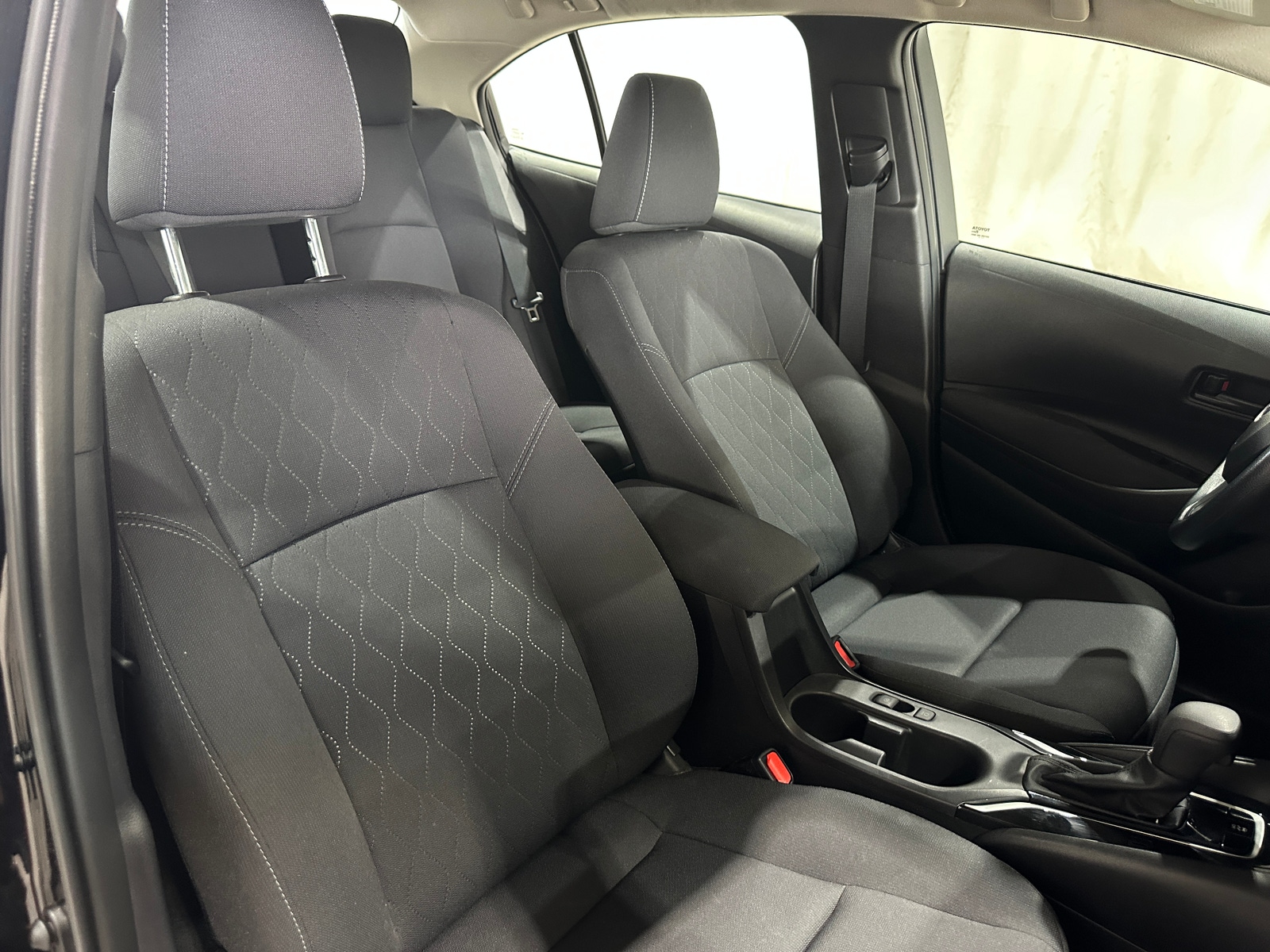 Thumbnail: 2025 Toyota Corolla - 2