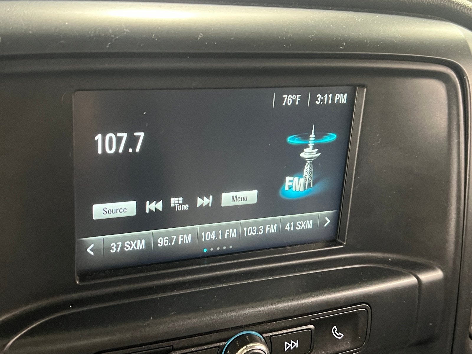 Thumbnail: 2019 Chevrolet Silverado 1500 - 4