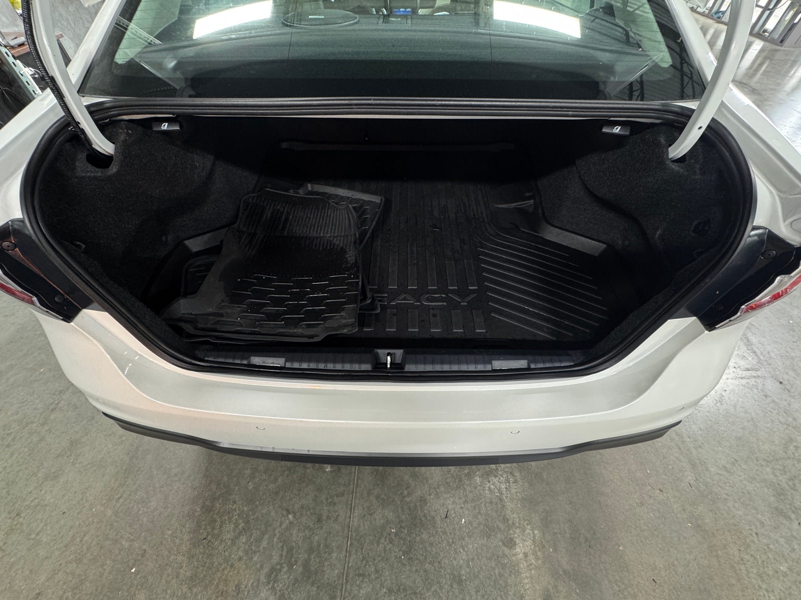 Thumbnail: 2022 Subaru Legacy - 6