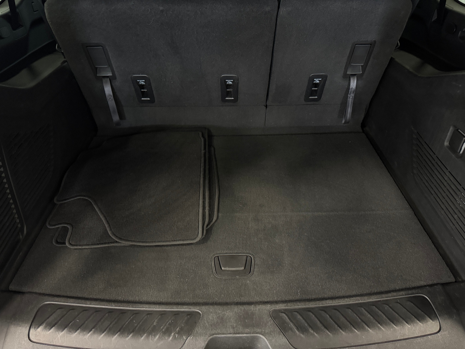 Thumbnail: 2024 Chevrolet Suburban - 7