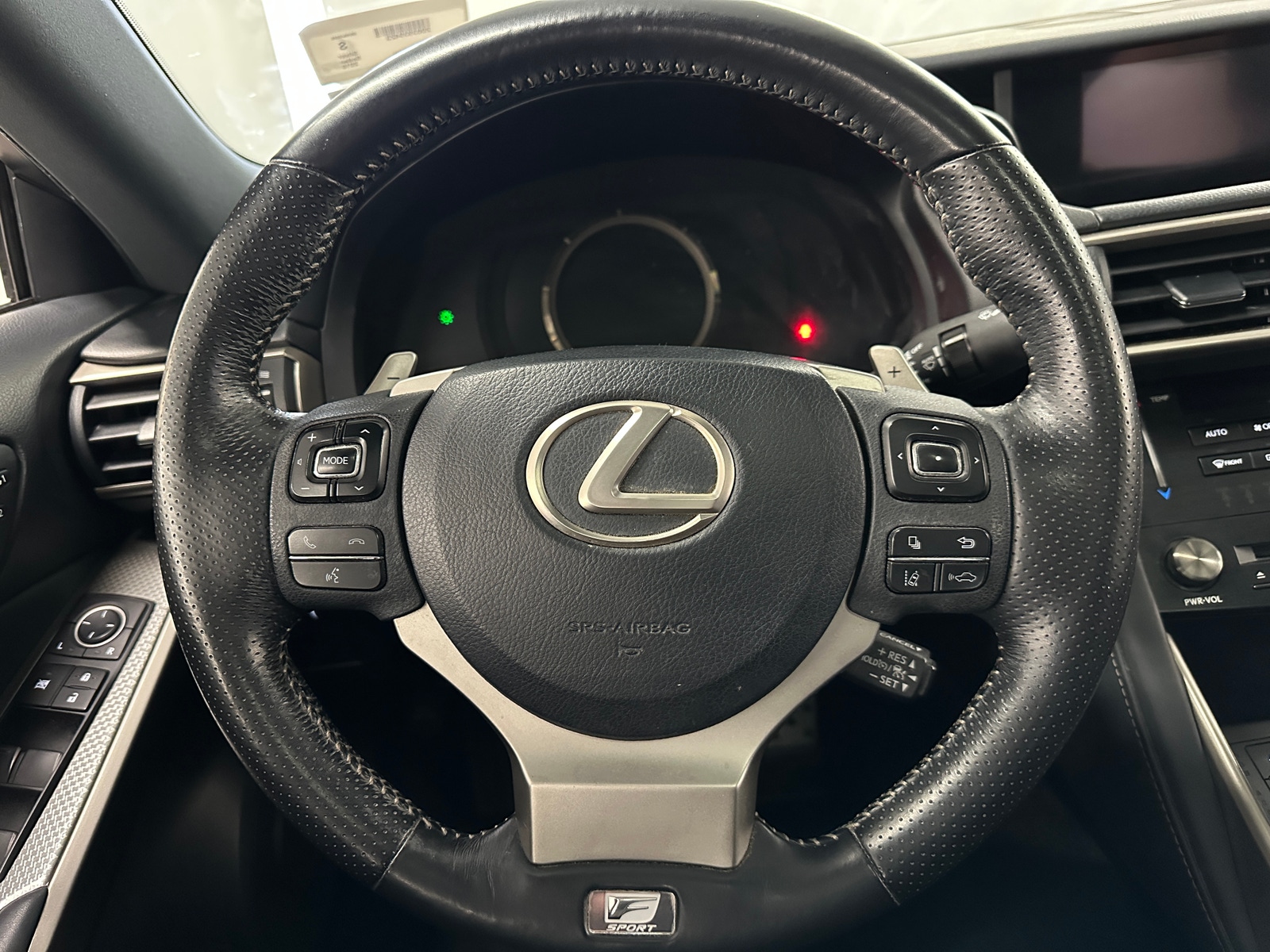 Thumbnail: 2018 Lexus IS - 5