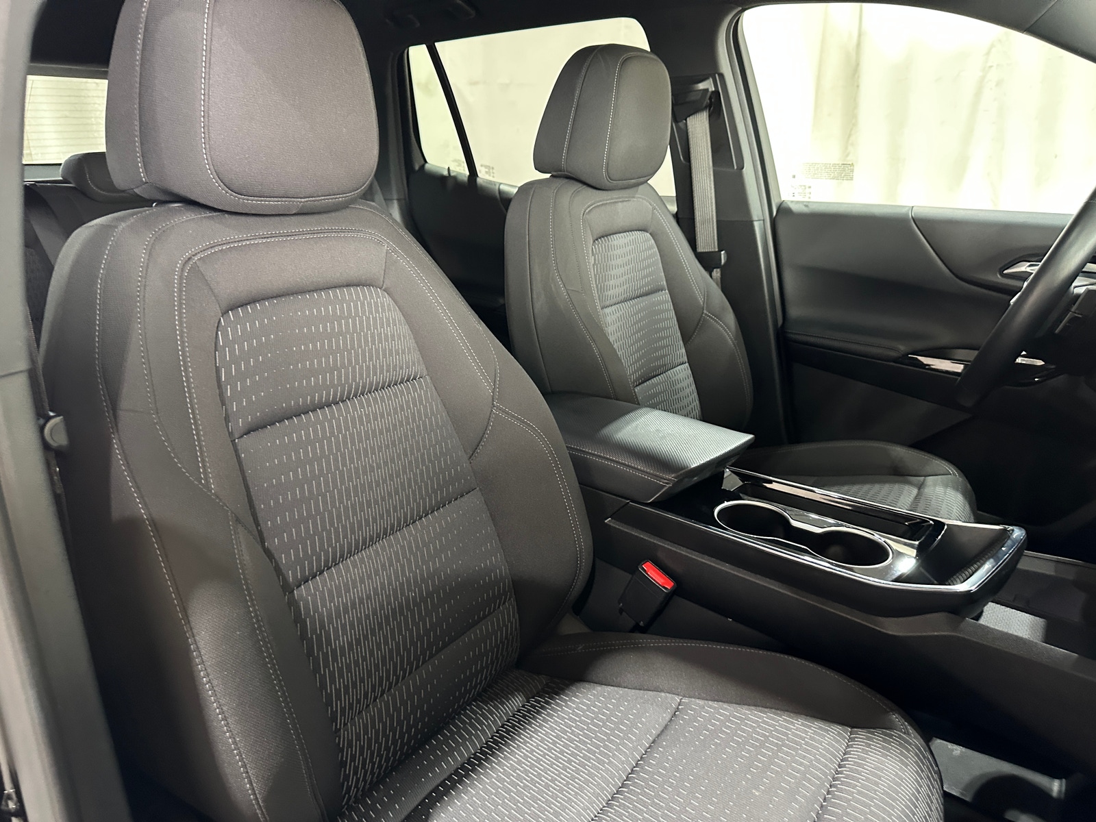 Thumbnail: 2025 Chevrolet Equinox - 2