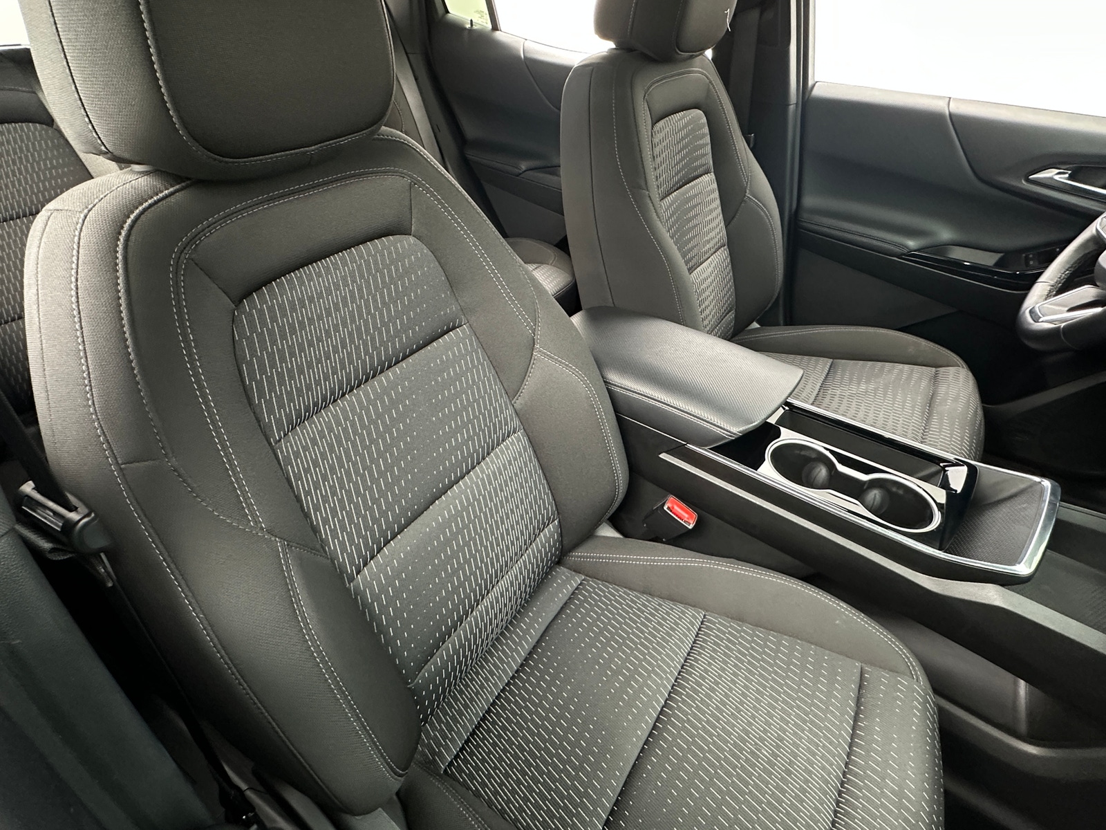 Thumbnail: 2025 Chevrolet Equinox - 2