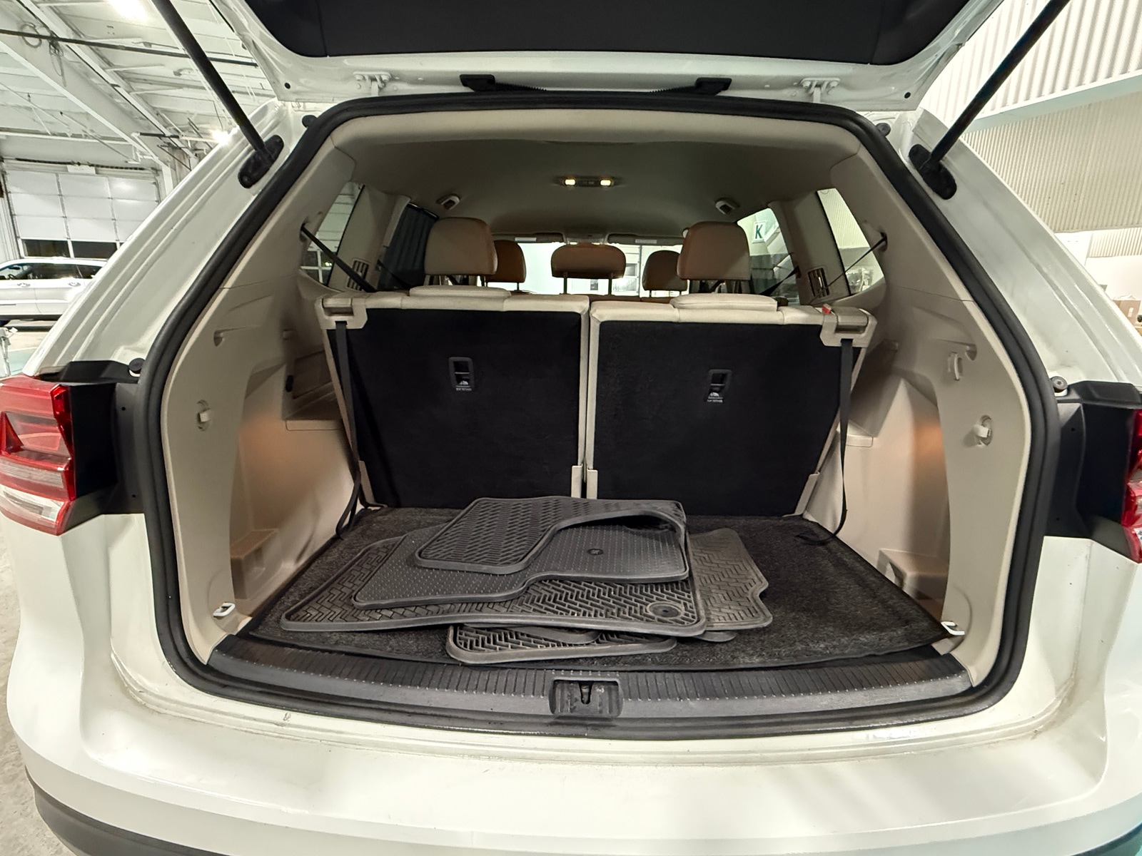 Thumbnail: 2018 Volkswagen Atlas - 6