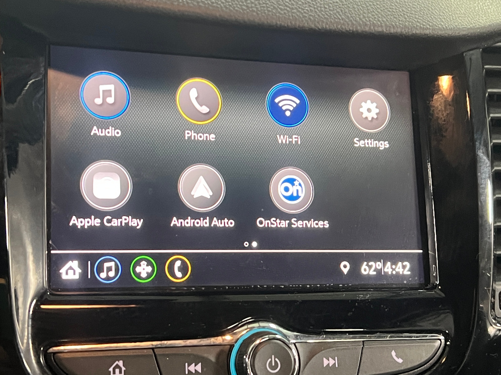 Thumbnail: 2021 Chevrolet Trax - 3