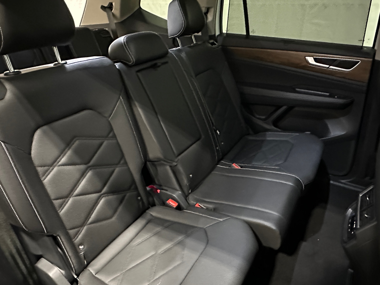 Thumbnail: 2025 Volkswagen Atlas - 6