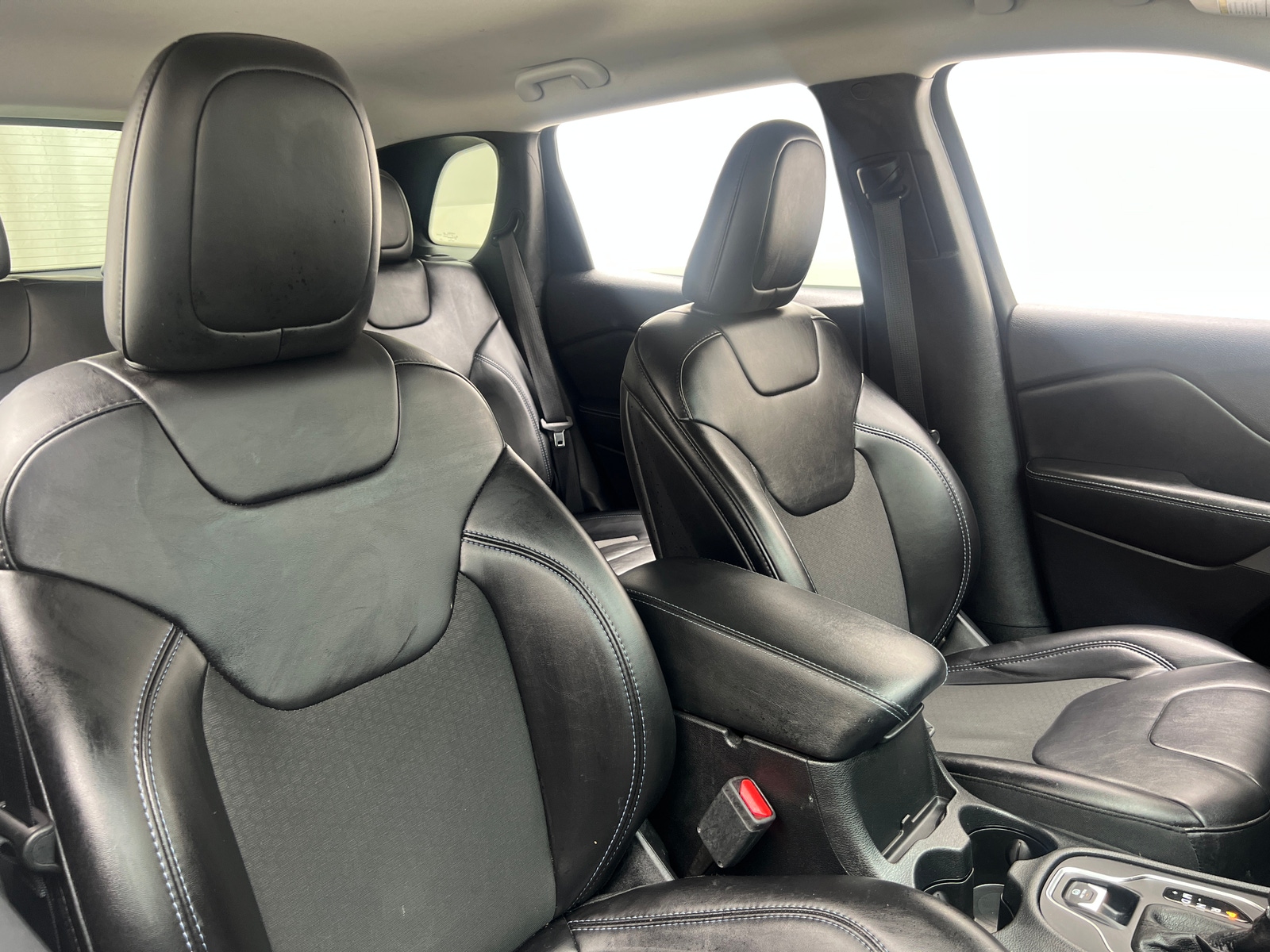 Thumbnail: 2019 Jeep Cherokee - 2