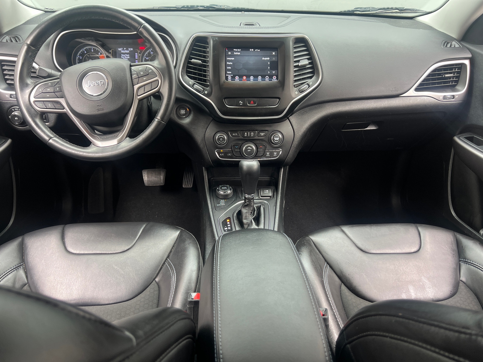 Thumbnail: 2019 Jeep Cherokee - 3