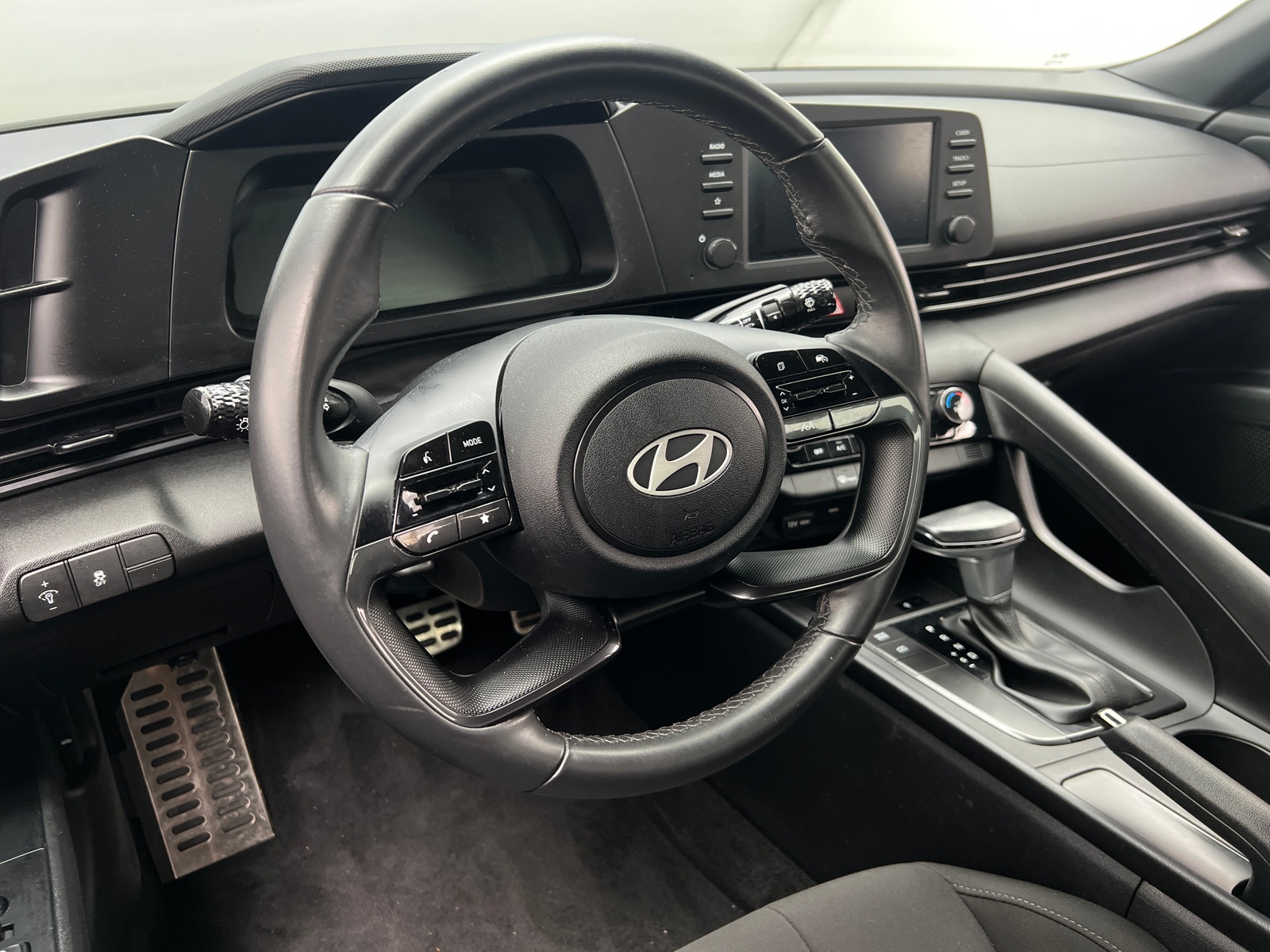 Thumbnail: 2025 Hyundai Elantra - 5