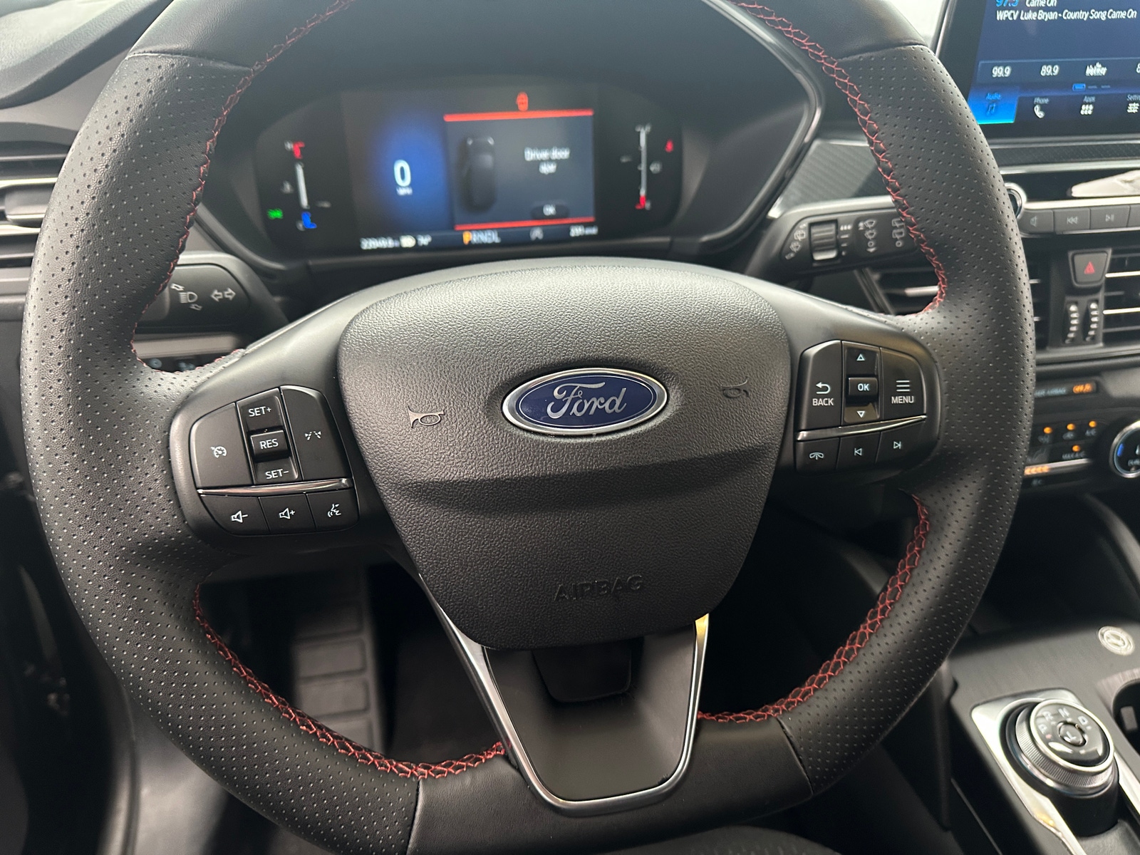 Thumbnail: 2025 Ford Escape - 4