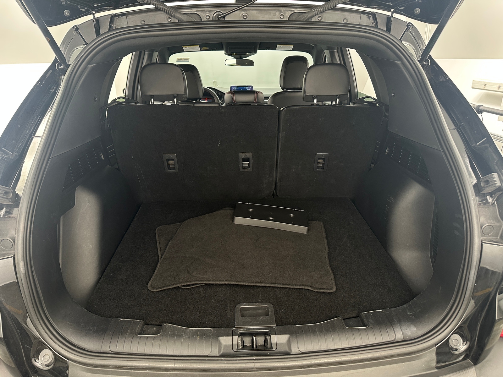 Thumbnail: 2025 Ford Escape - 6