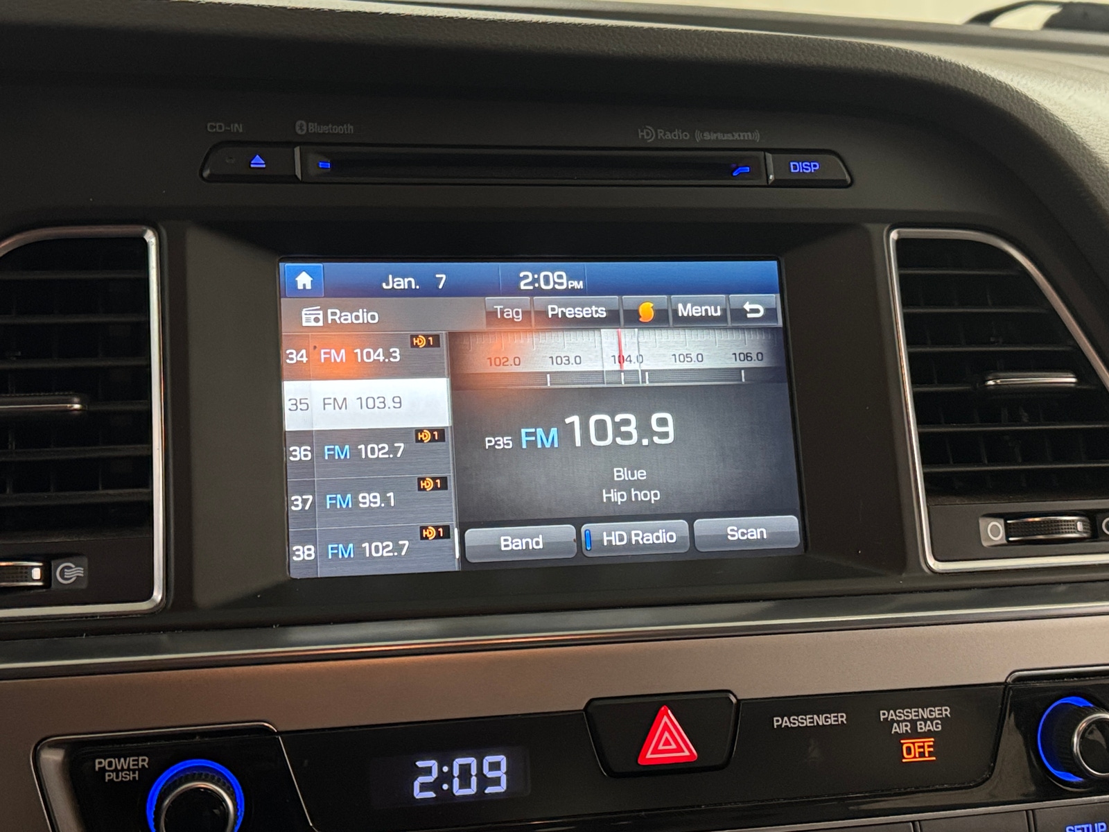 Thumbnail: 2016 Hyundai Sonata - 4