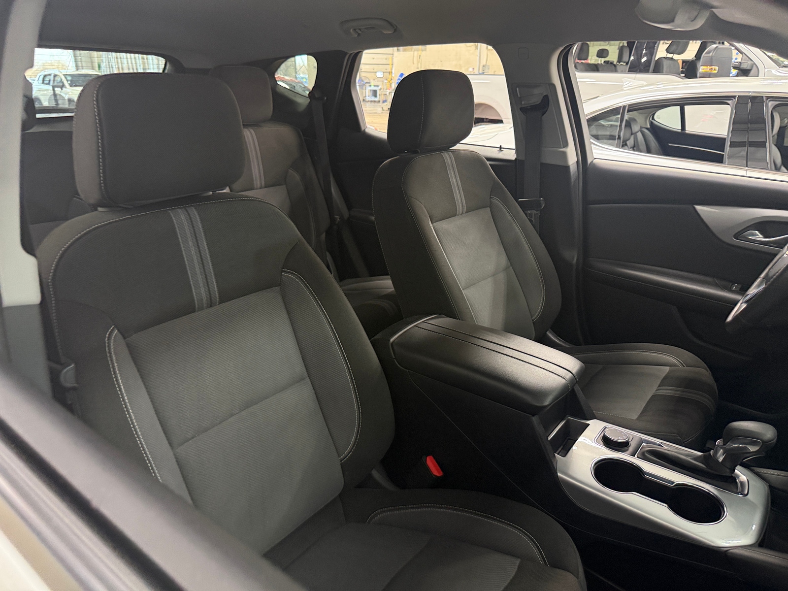 Thumbnail: 2025 Chevrolet Blazer - 2