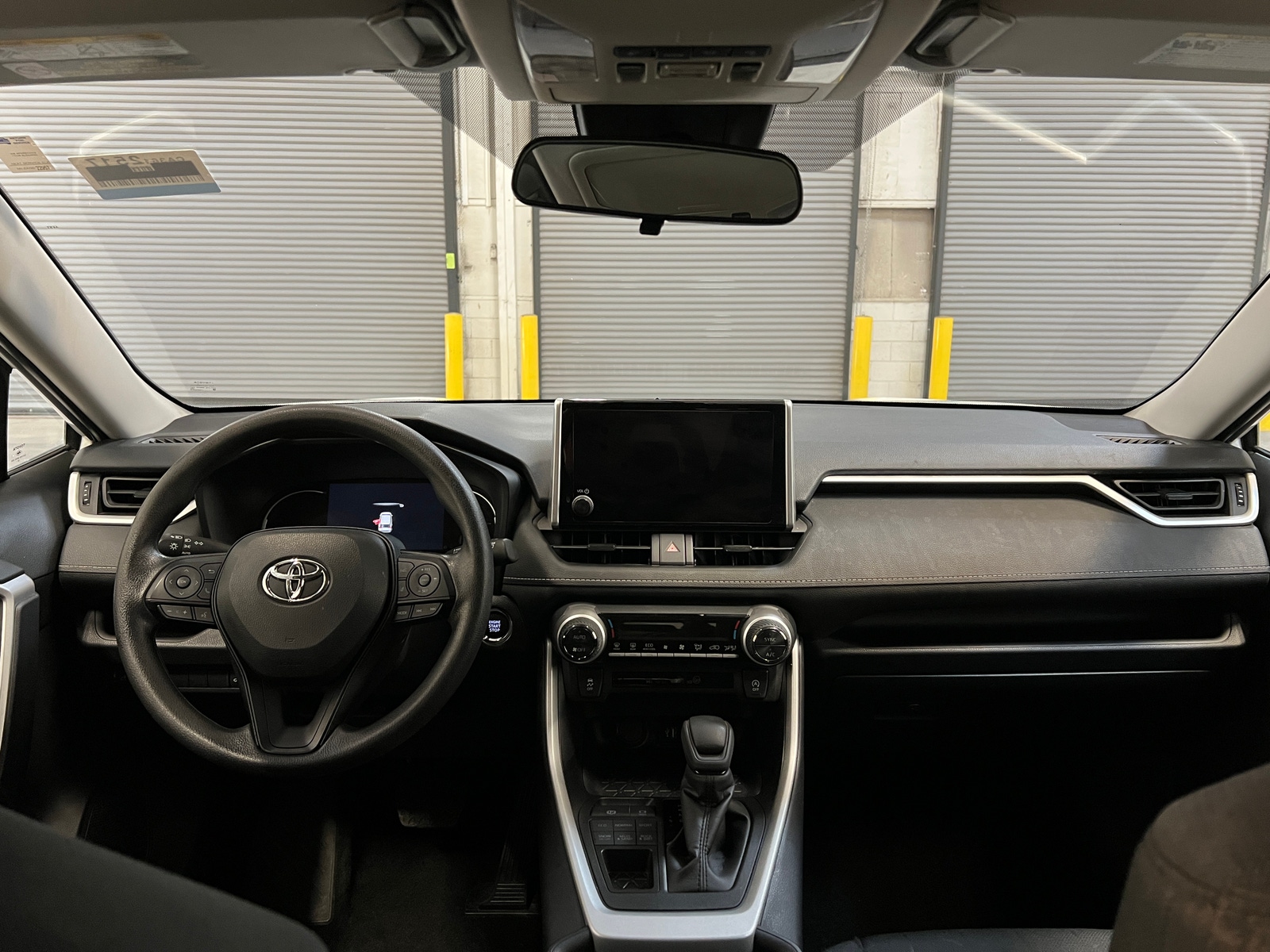 Thumbnail: 2025 Toyota RAV4 - 3