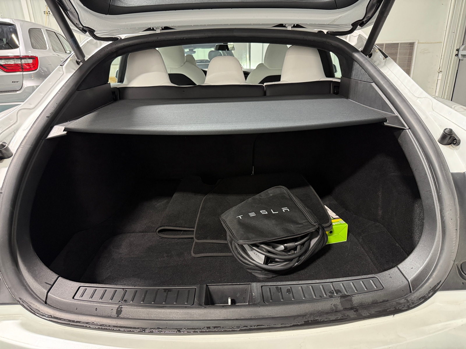 Thumbnail: 2021 Tesla Model S - 6