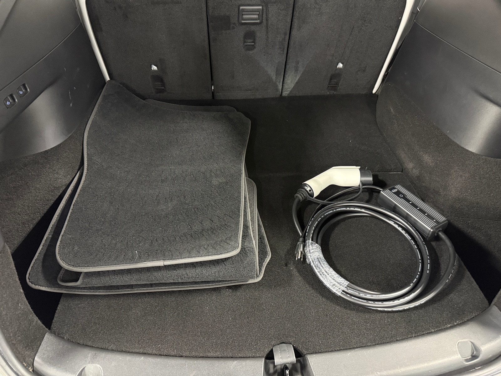 Thumbnail: 2022 Tesla Model Y - 5