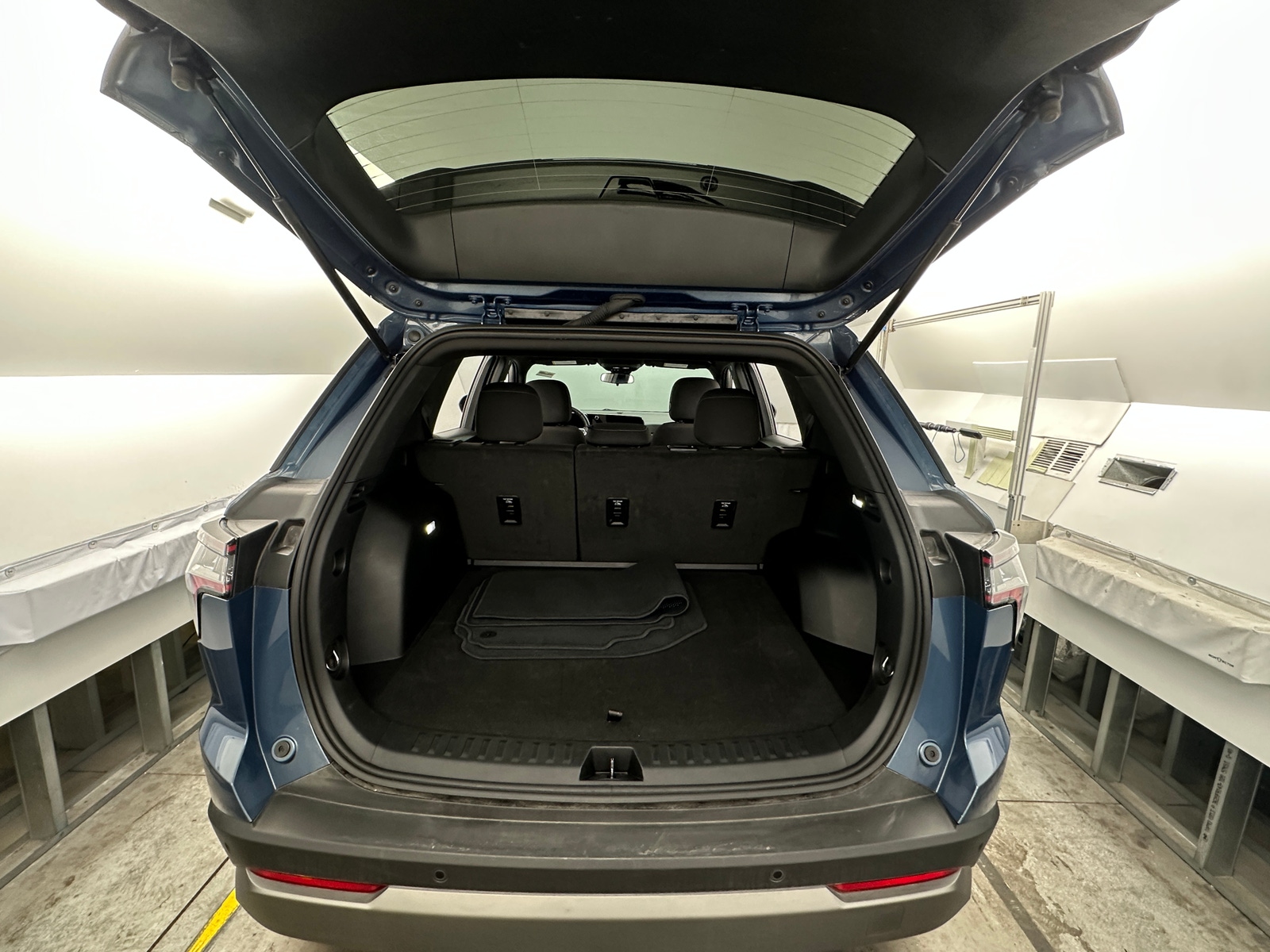 Thumbnail: 2025 Chevrolet Equinox - 7