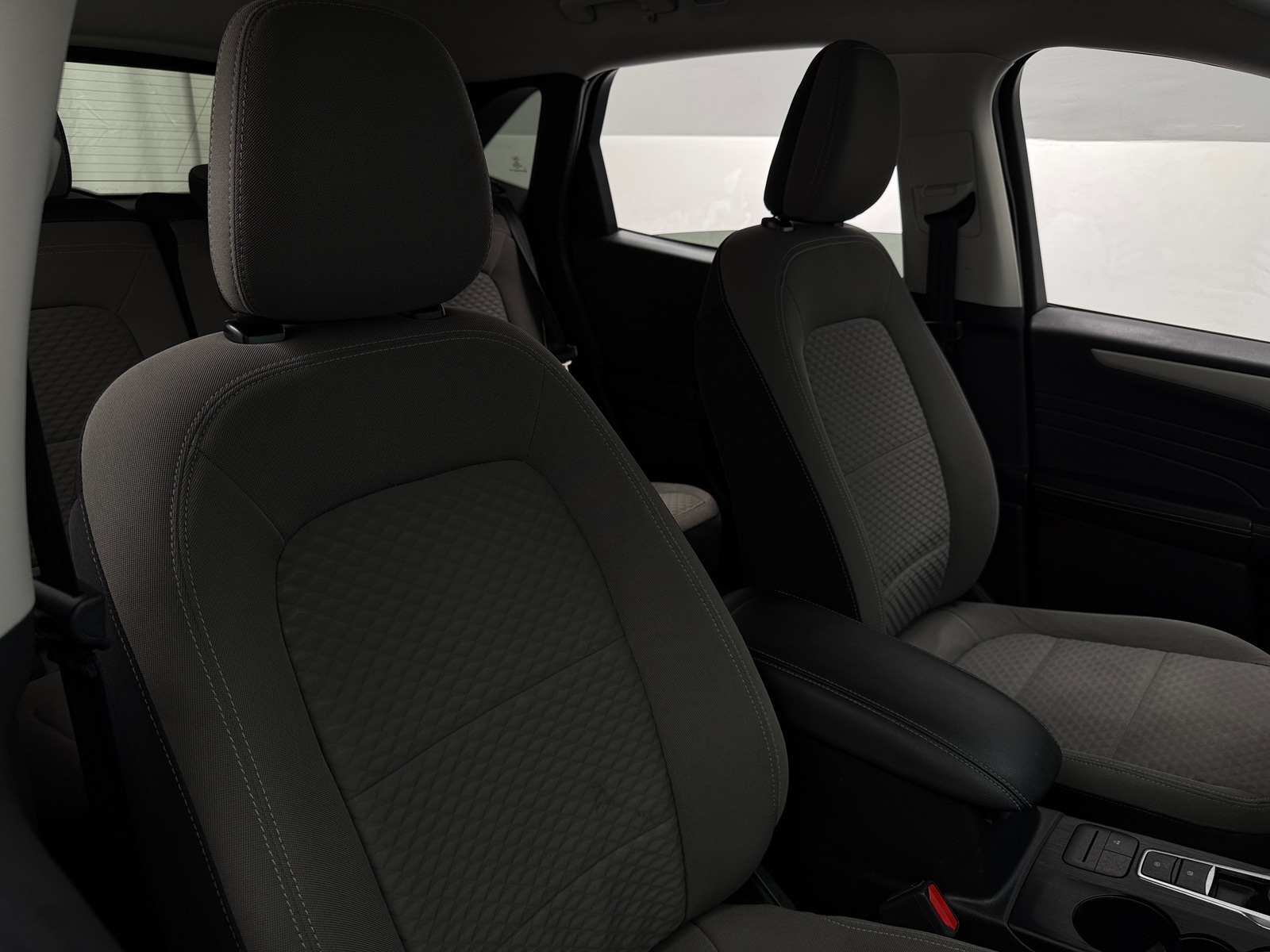 Thumbnail: 2022 Ford Escape - 2