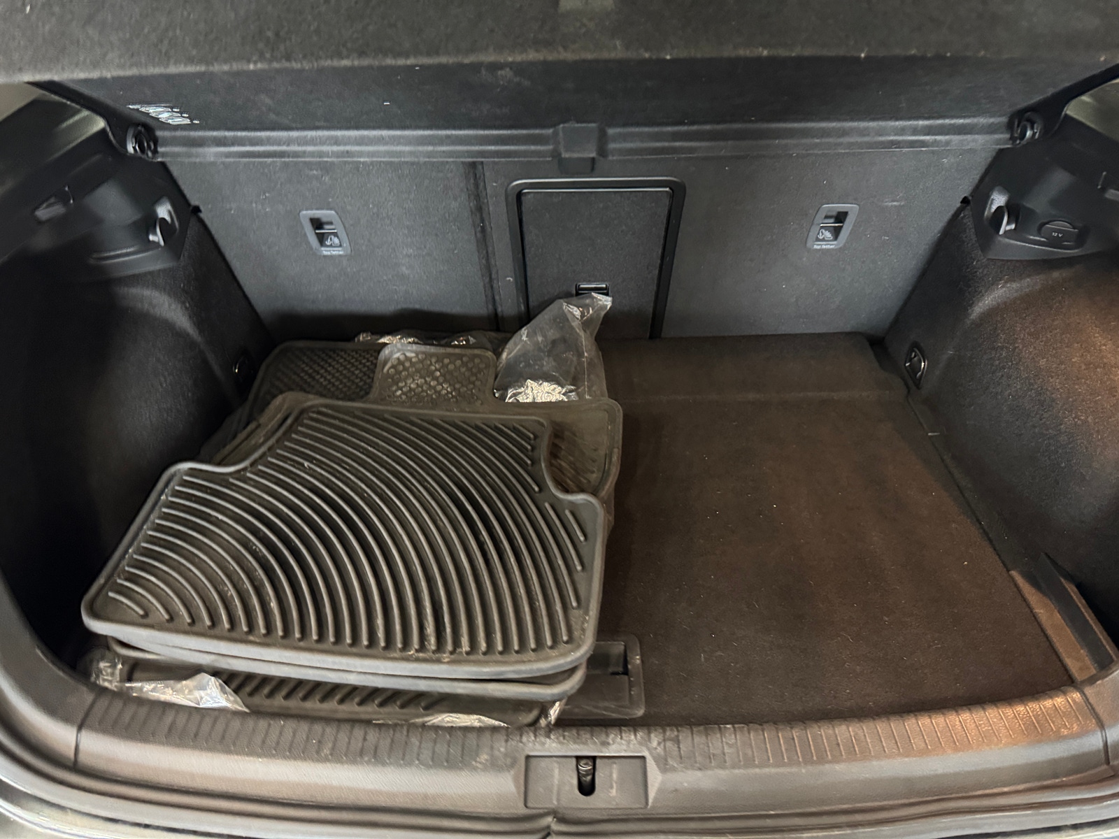 Thumbnail: 2017 Volkswagen Golf - 7