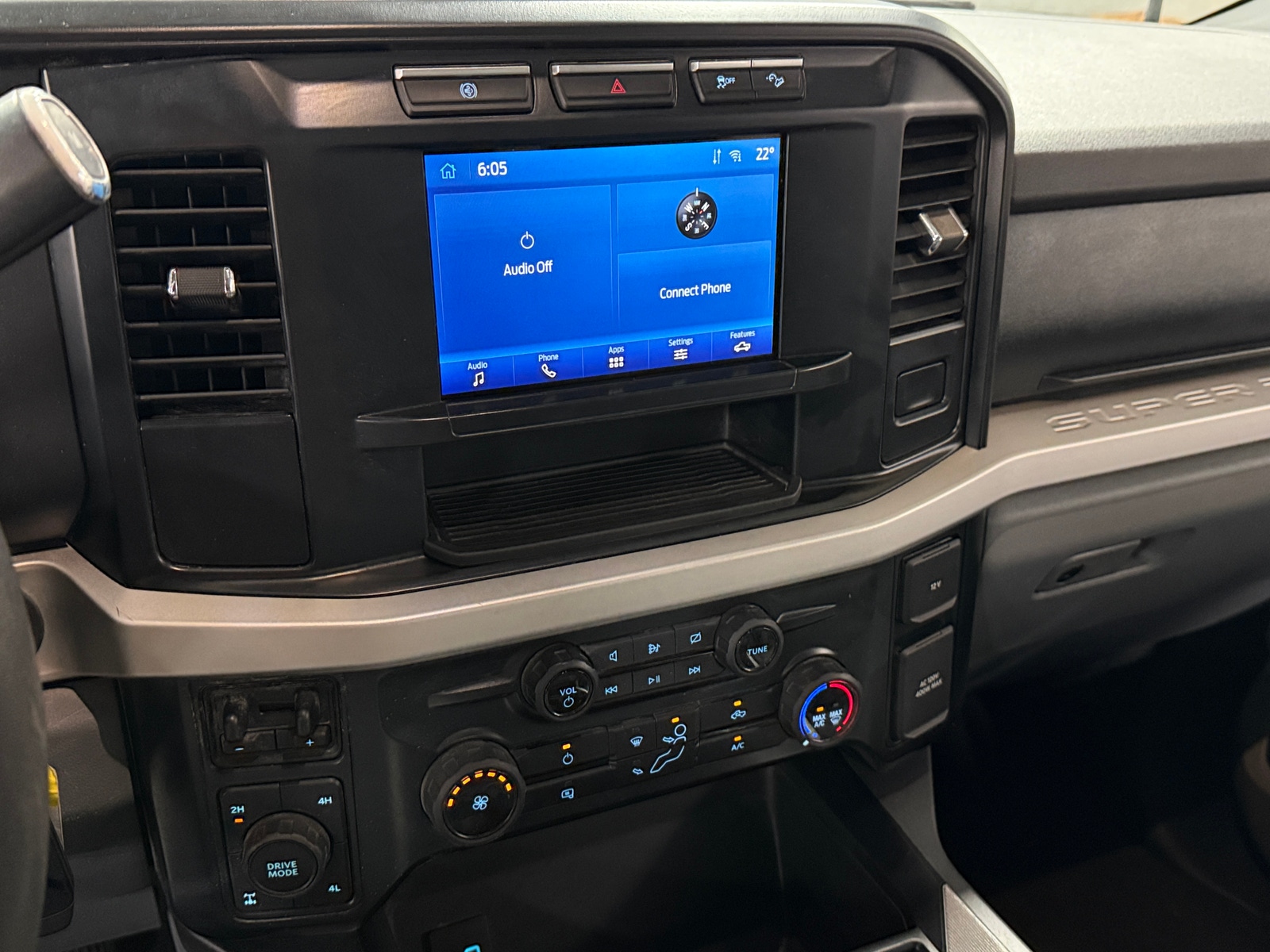 Thumbnail: 2024 Ford Econoline - 4