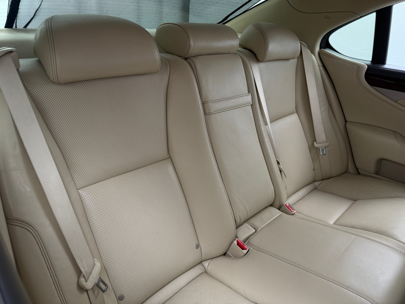 Thumbnail: 2016 Lexus LS - 5