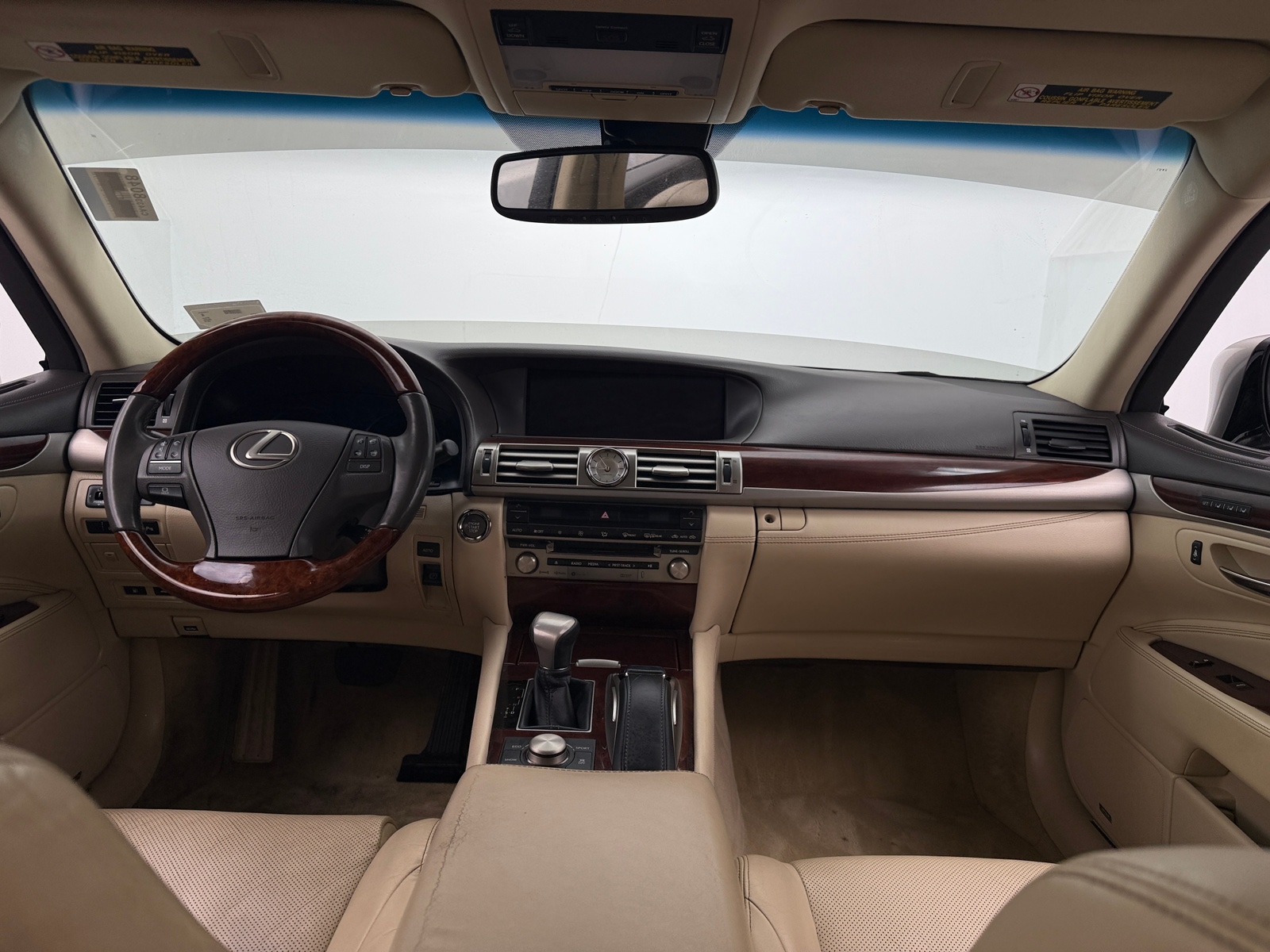 Thumbnail: 2016 Lexus LS - 2