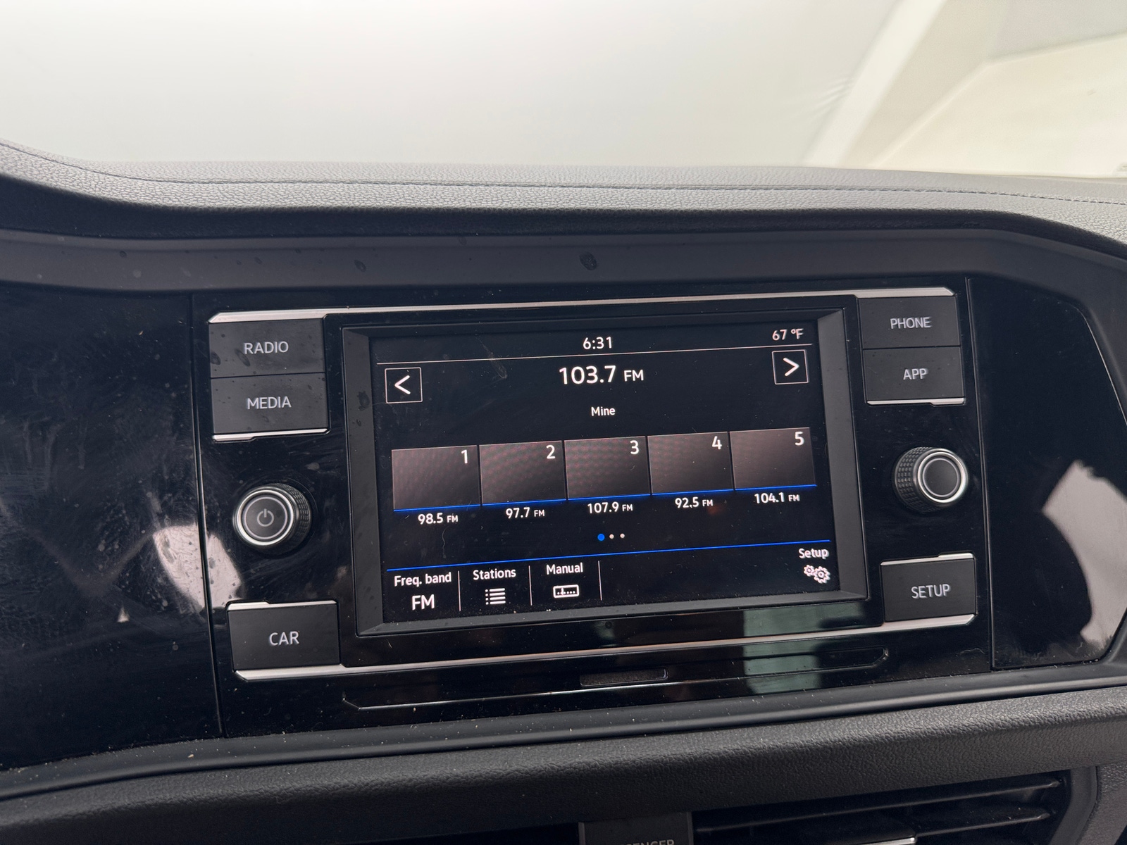 Thumbnail: 2019 Volkswagen Jetta - 3