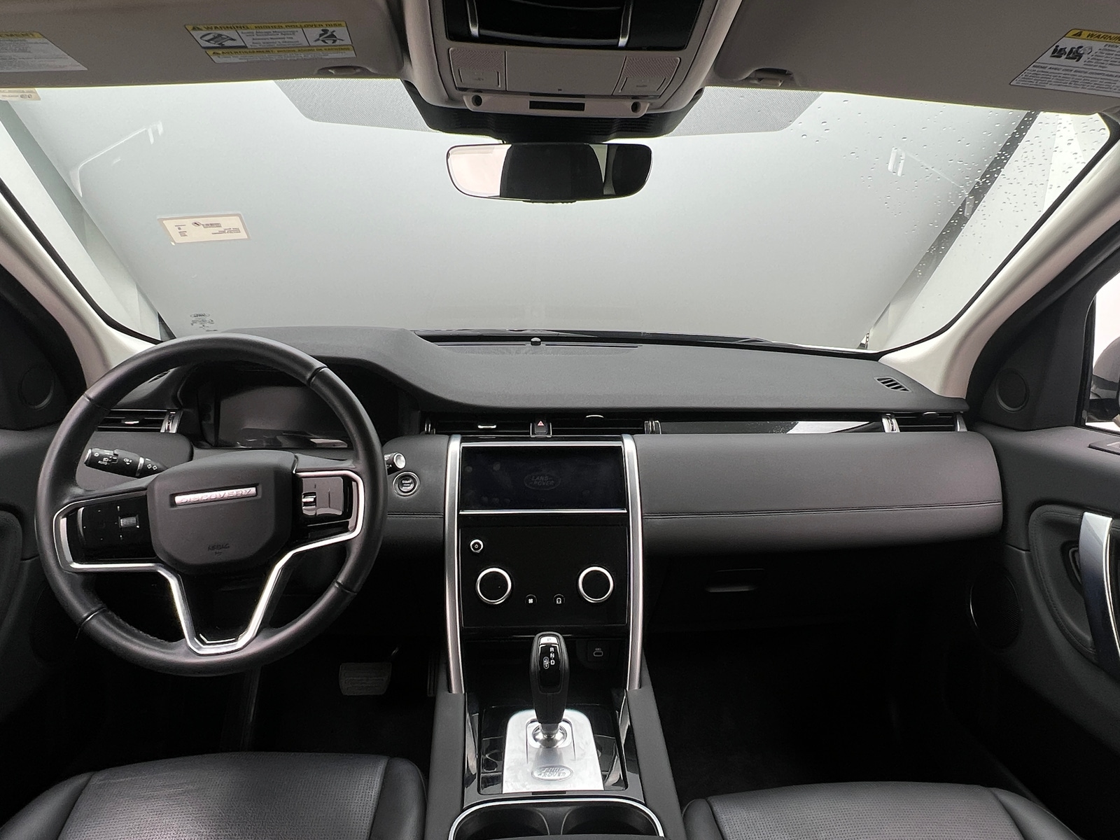 Thumbnail: 2023 Land Rover Discovery Sport - 2