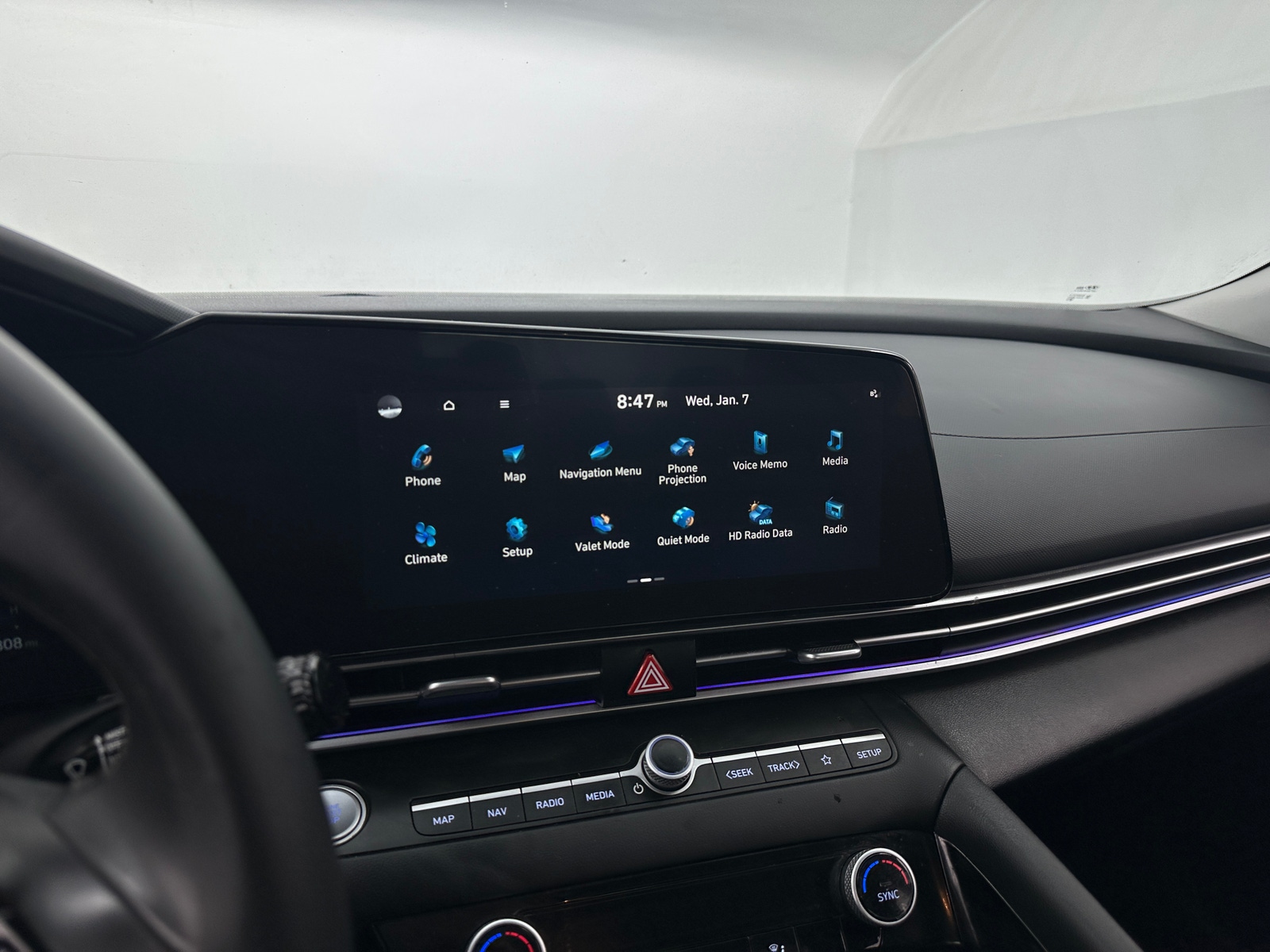 Thumbnail: 2024 Hyundai Elantra - 4