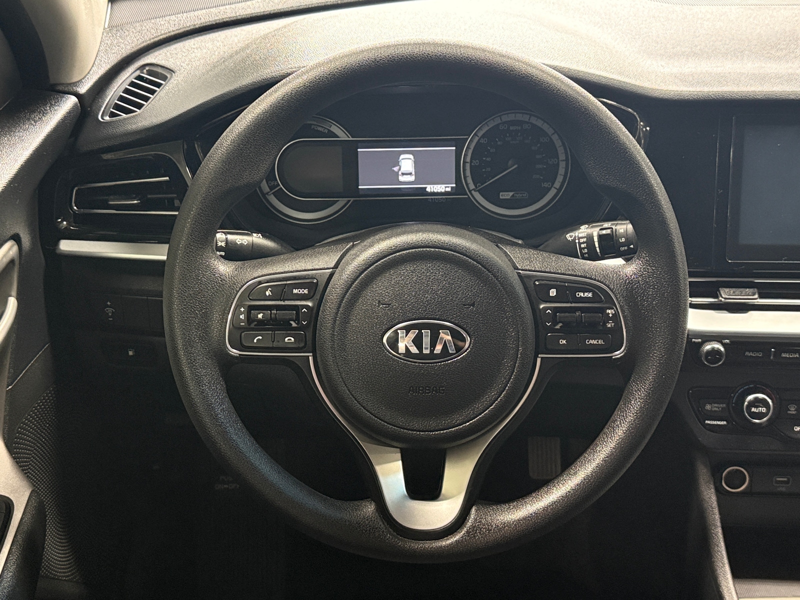 Thumbnail: 2020 Kia Niro - 5