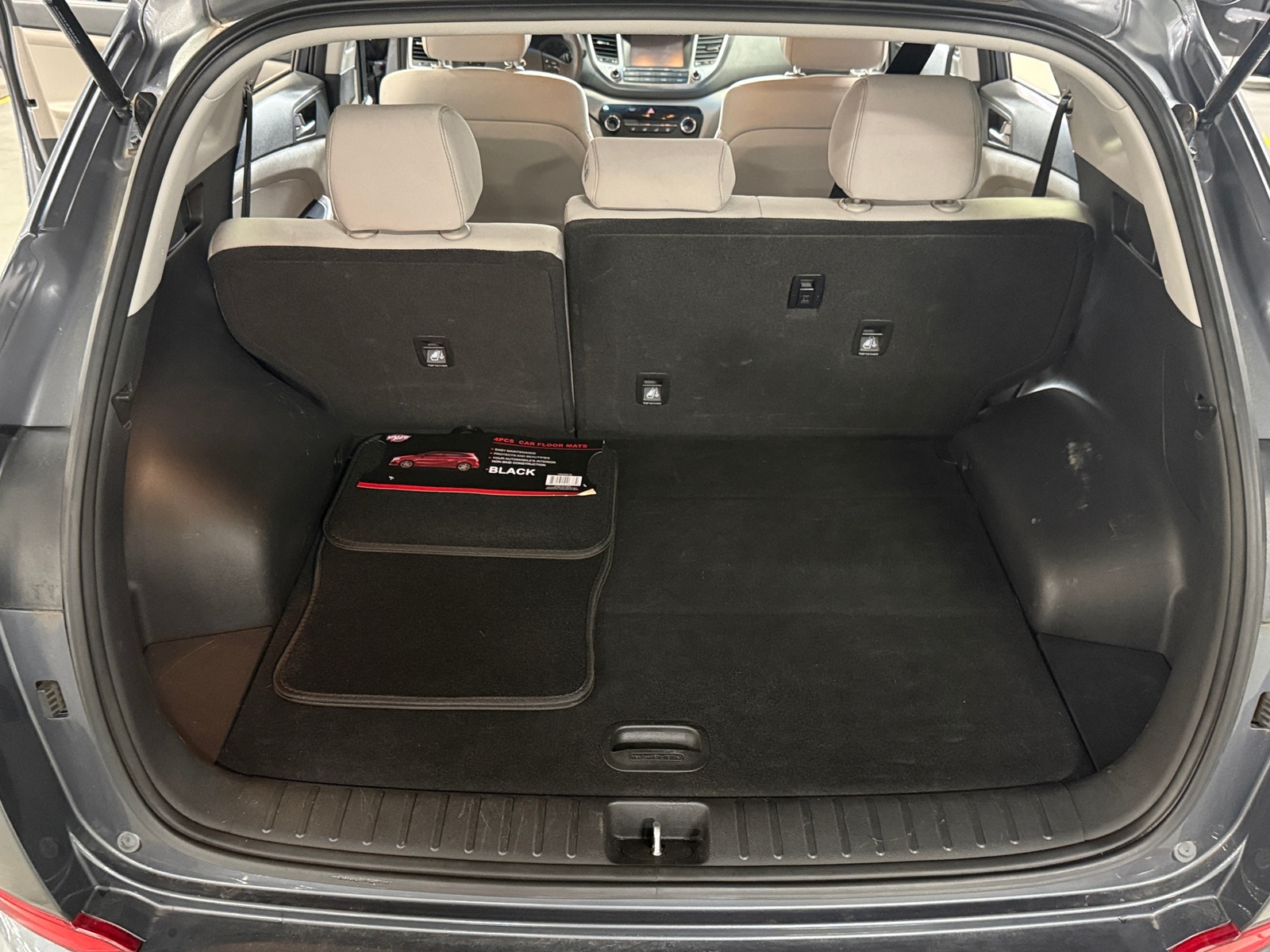 Thumbnail: 2018 Hyundai Tucson - 7