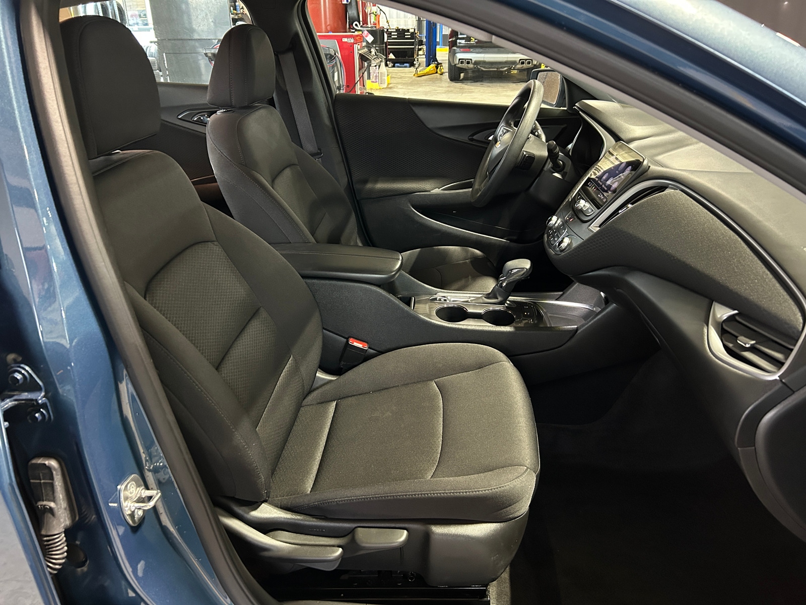 Thumbnail: 2024 Chevrolet Malibu - 2