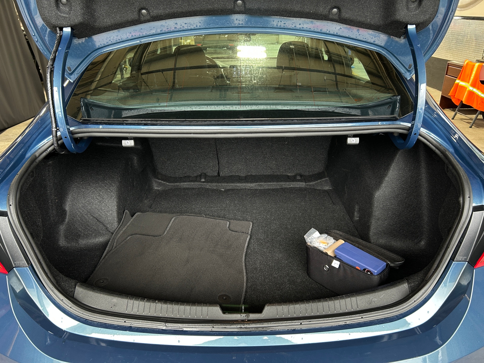 Thumbnail: 2024 Chevrolet Malibu - 7