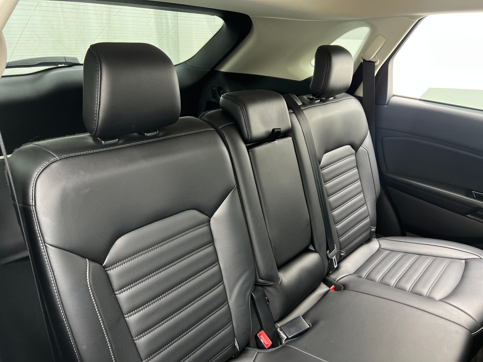 Thumbnail: 2020 Ford Edge - 5